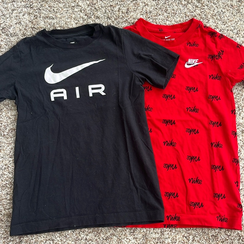 2 Nike Tshirts